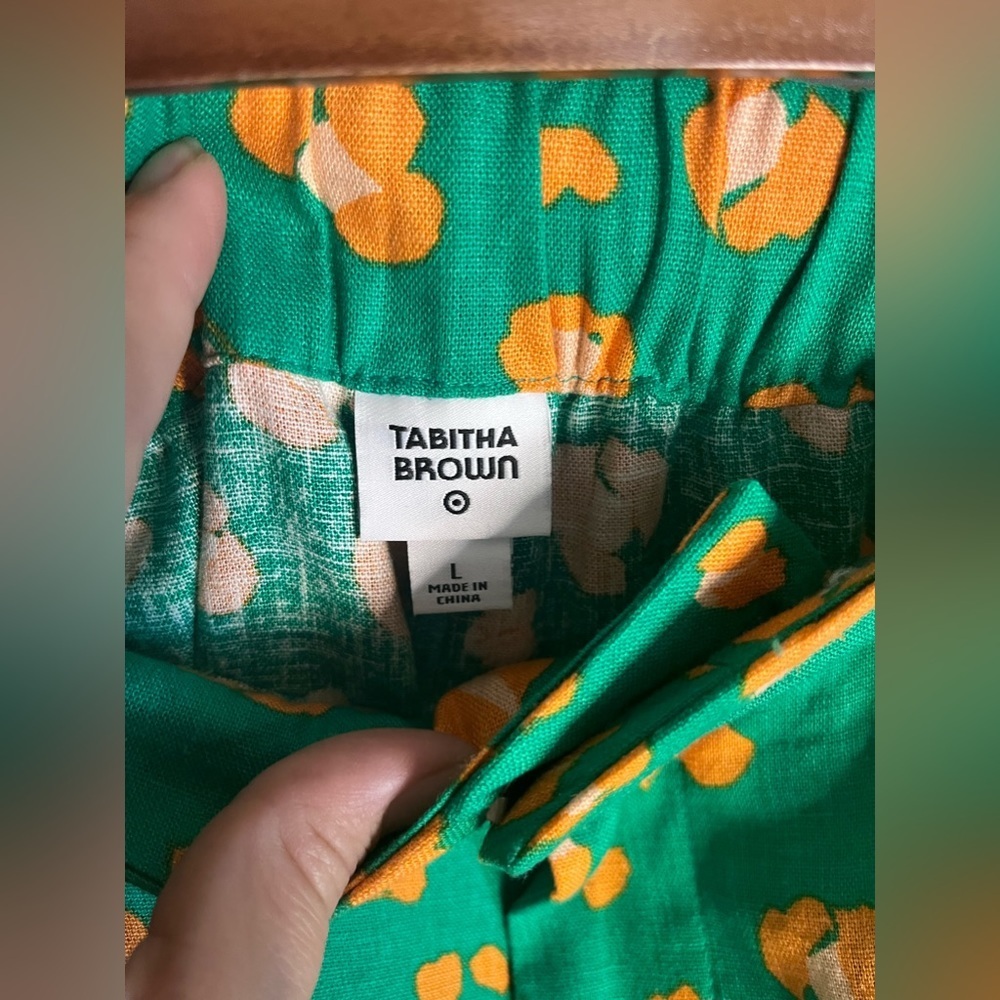 Tabitha Brown for Target short and shirt 2 piece set - Picture 7 of 8